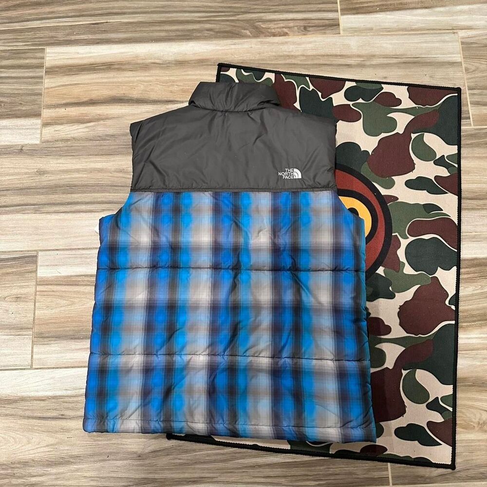 Kids The North Face Drummer Blue Plaid and Gray Puffer Vest - Picture 4 of 6